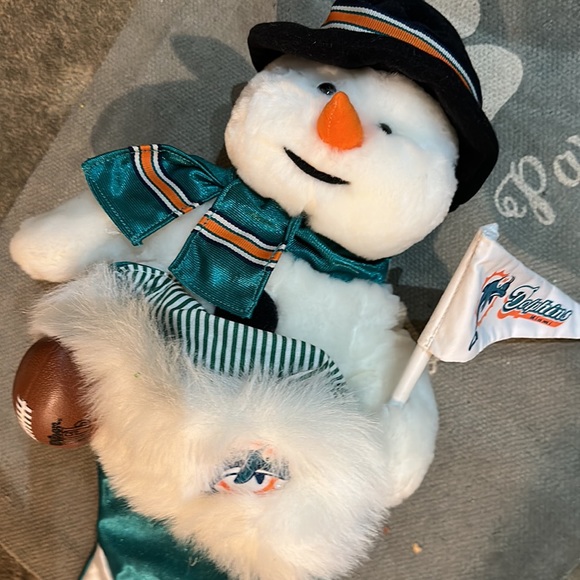 NWT Miami ‘Fins Snowman - Picture 4 of 5